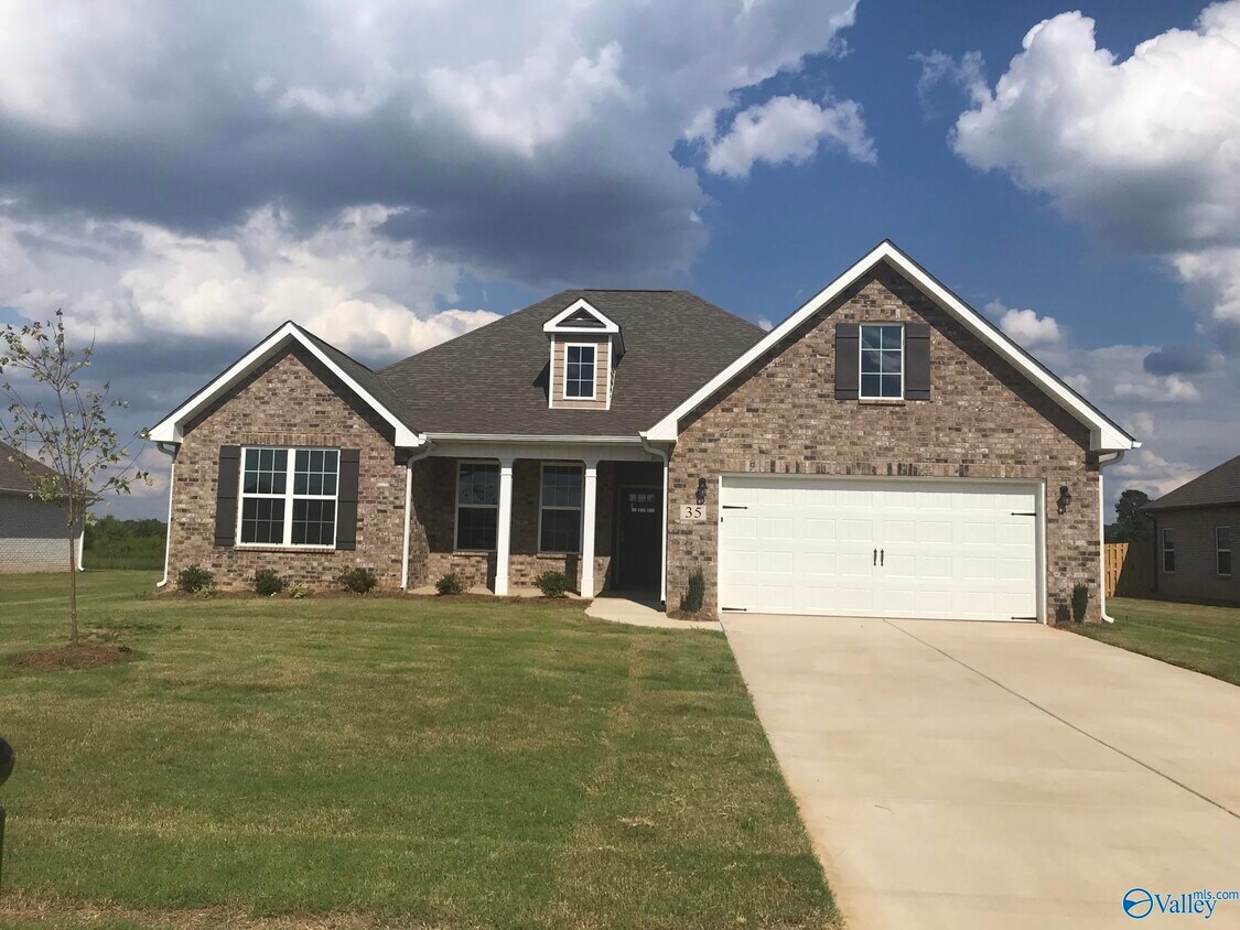 35 Winchester Dr, Priceville, AL 35603 House Rental in Priceville, AL