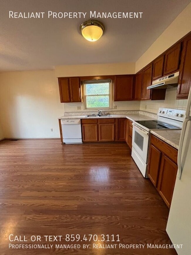 Building Photo - 605 Dardanelles Dr