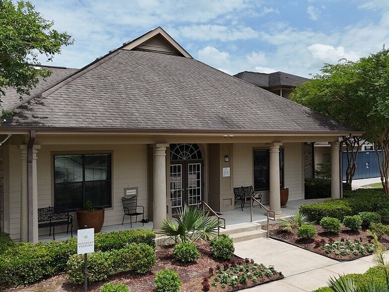 Village at Juban Lakes - 11000 Buddy Ellis Rd Denham Springs, LA