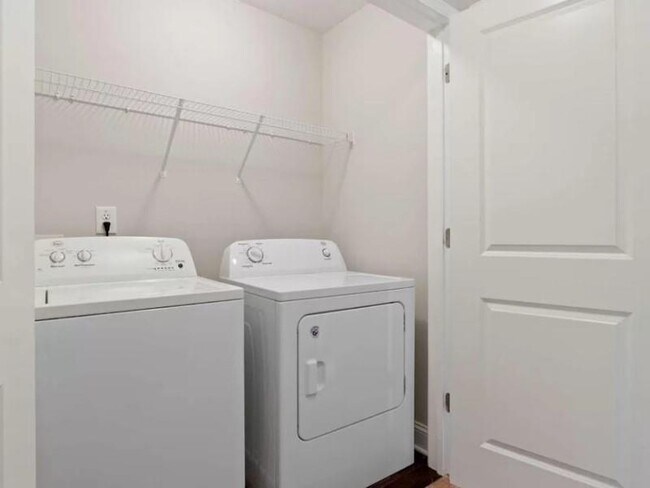 Foto del edificio - 3465 Narrow Creek Ct