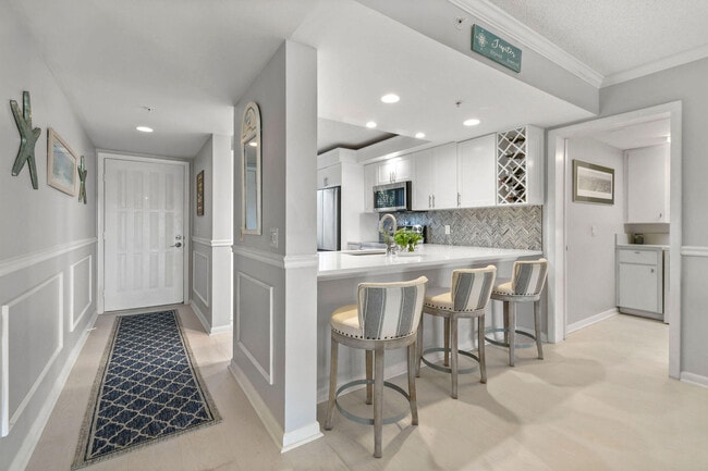 Building Photo - 601 Seafarer Cir