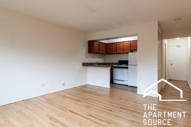 Foto del edificio - 540 W Roscoe St