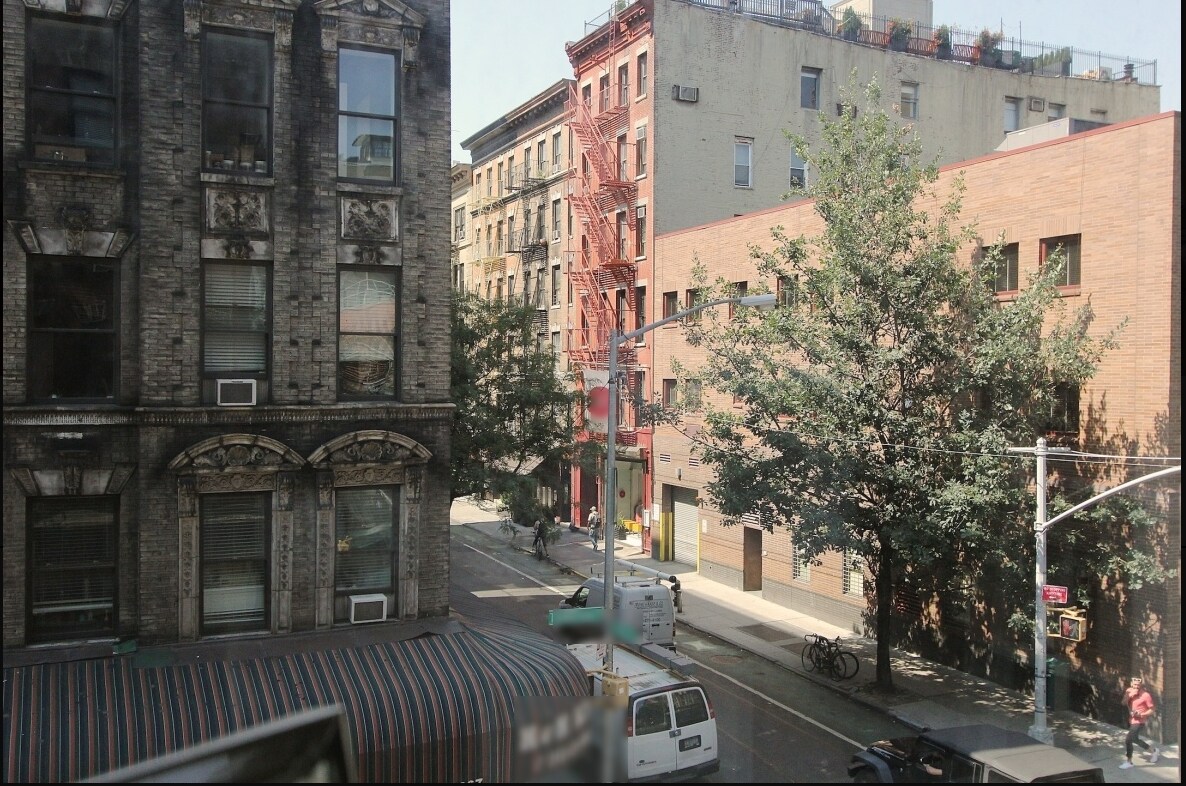 Foto del edificio - 120 THOMPSON St