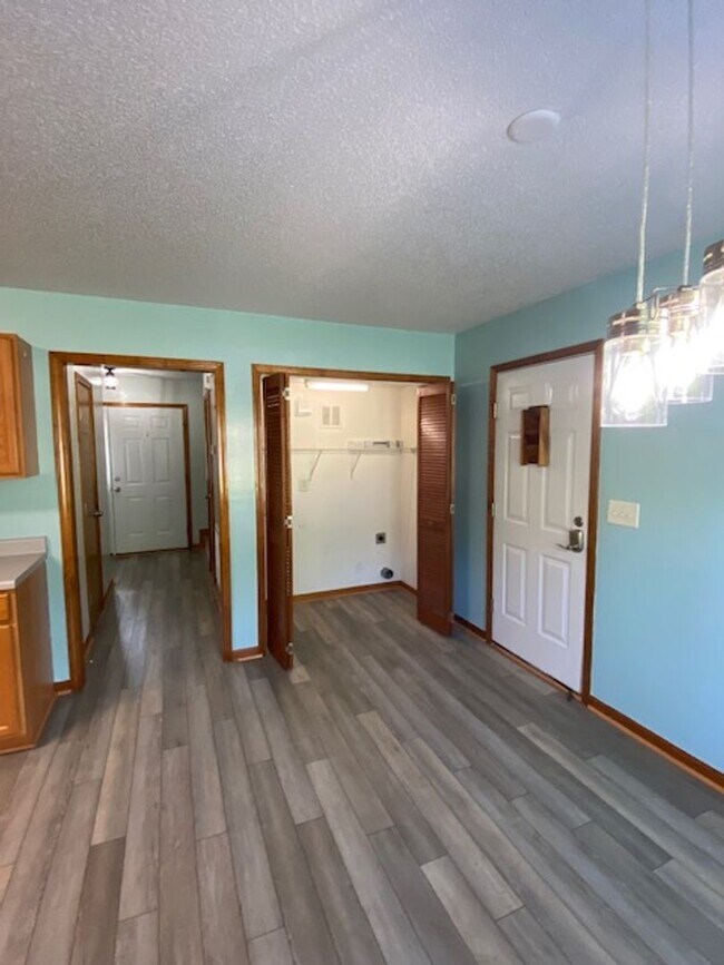 Building Photo - $500 OFF FIRST MONTHS RENT Sneads Ferry Ho...
