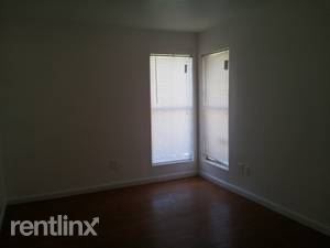 Building Photo - 1 br, 1 bath Apartment - 5601 Hamill Rd