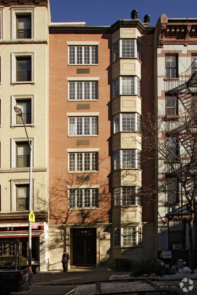 Building Photo - 197 Prince St