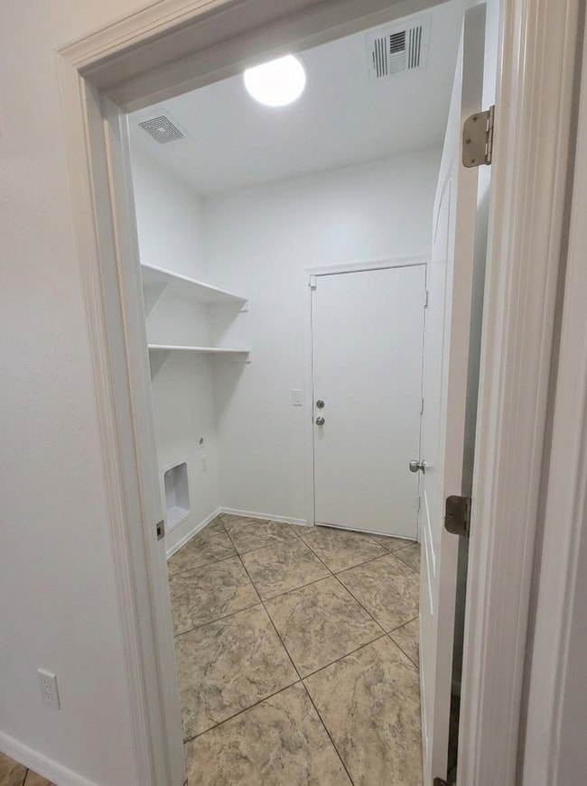 Building Photo - 2494 E Dulcinea Trail