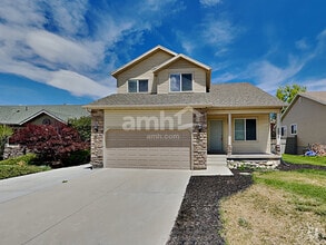Building Photo - 2075 Ficus Way