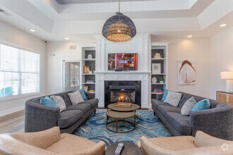 Building Photo - Stephens Pointe