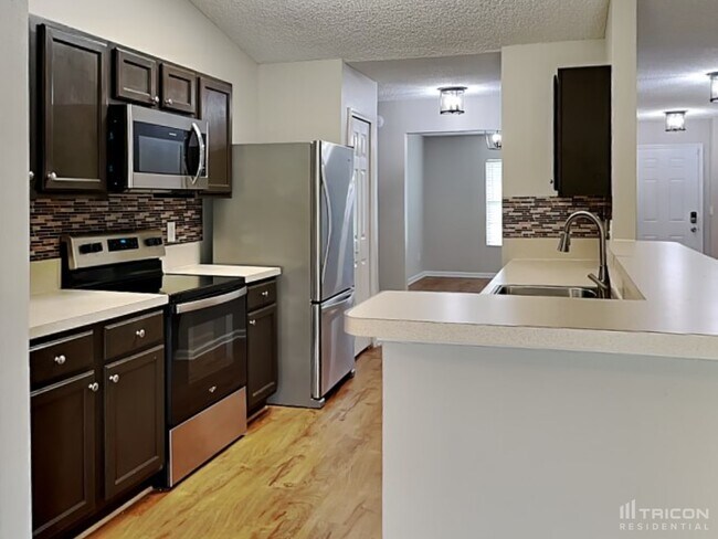 Foto del edificio - 2706 Taylor Hill Dr