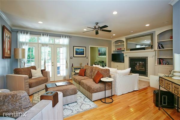 Building Photo - 1348 Red Hawk Cir