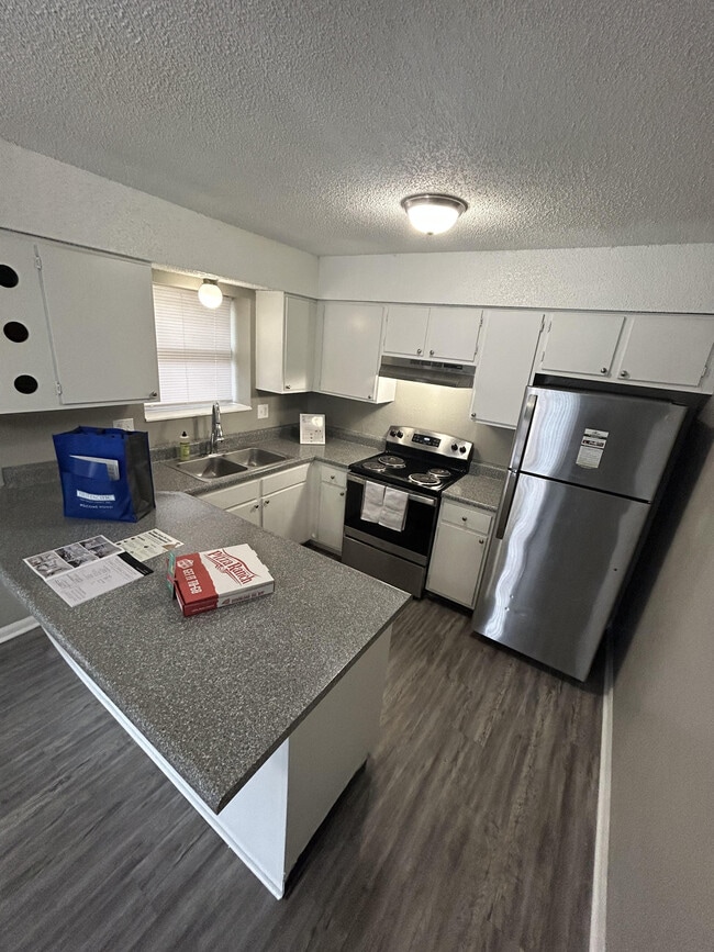 Interior Photo - Cedar Ridge Apartments & Townhomes