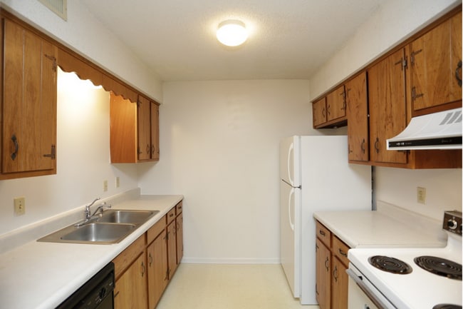 Interior Photo - Stadium Apartments