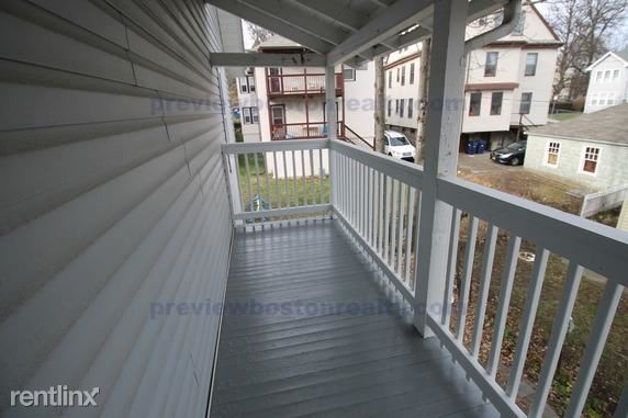 Building Photo - 6 Cenacle Rd