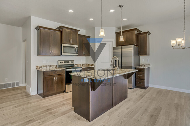 Foto del edificio - 4093 W Harmony Dr