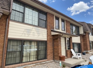 Building Photo - 1711 Fetterman Dr
