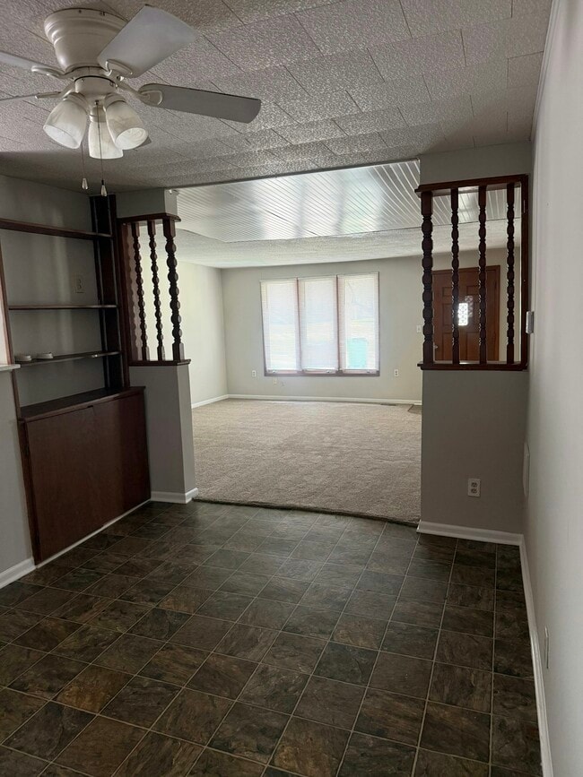 Foto del edificio - 409 E 9th St
