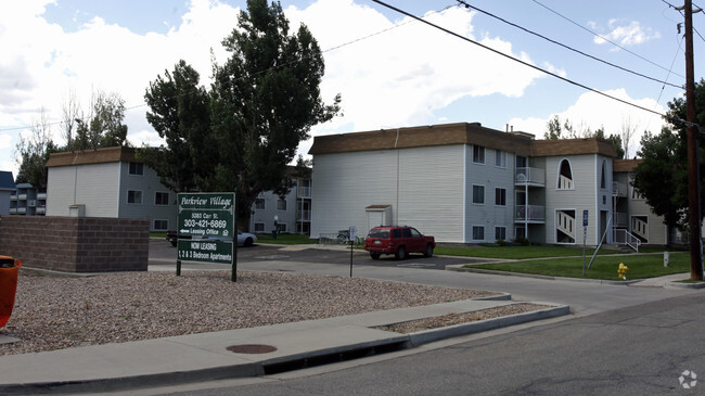 Foto del edificio - Parkview Village Apartments