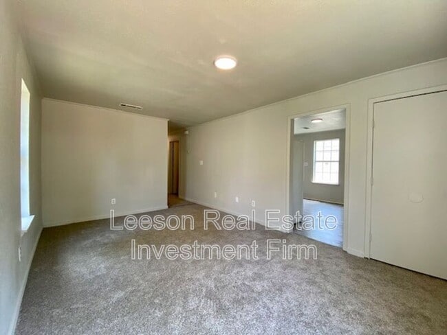 Foto del edificio - 537 Wyche St