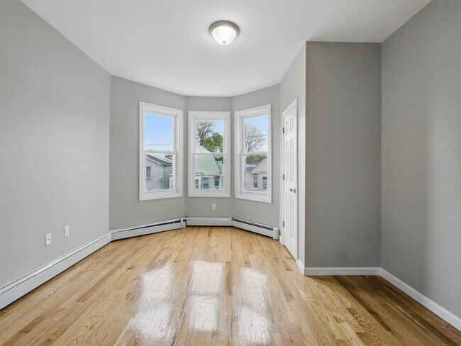 Foto del edificio - 71 Clarke Ave