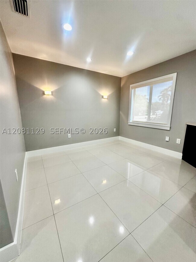 Foto del edificio - 12851 NW 11th St