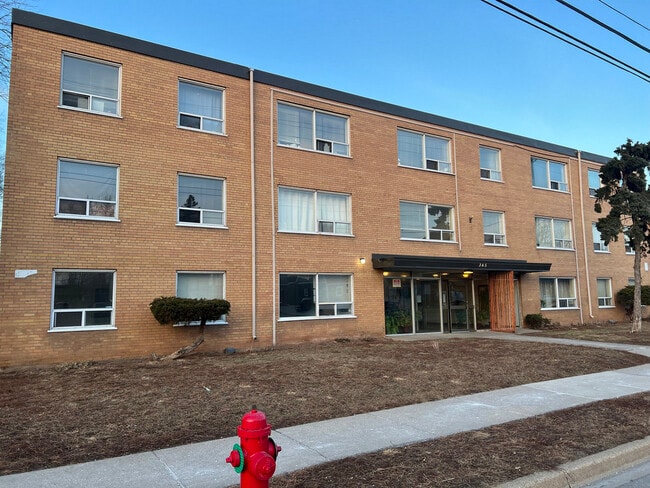 Building Photo - 365 Melvin Avenue