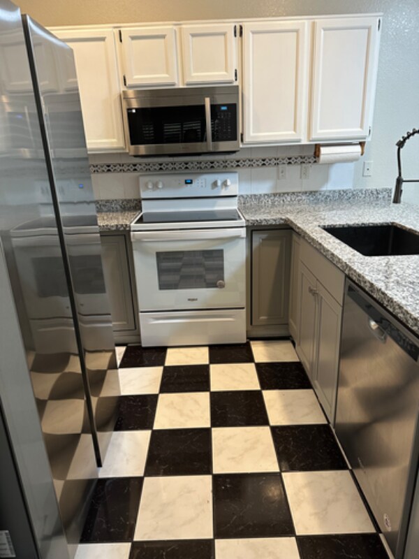 Foto del edificio - 5449 E Fairfield St