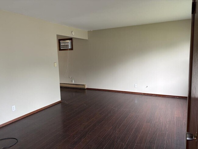 Foto del edificio - 39 W Anchor Rd