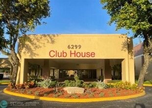 Building Photo - 5860 NW 64th Ave