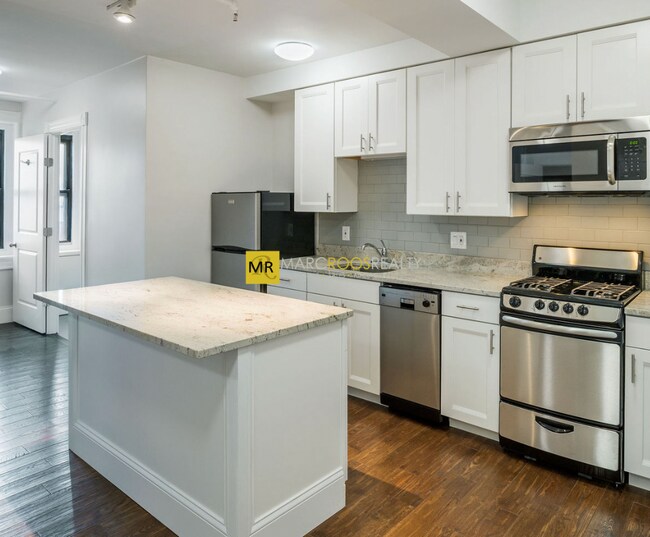 Foto del edificio - 73 Westland Ave