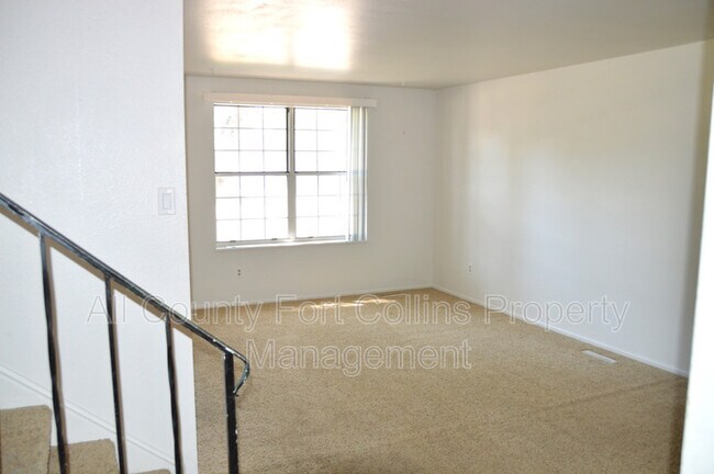 Foto del edificio - 706 Morsman Dr