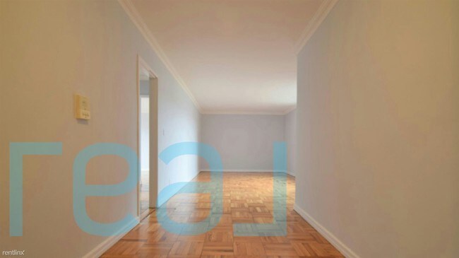 Foto del edificio - 938 Sheridan Ave