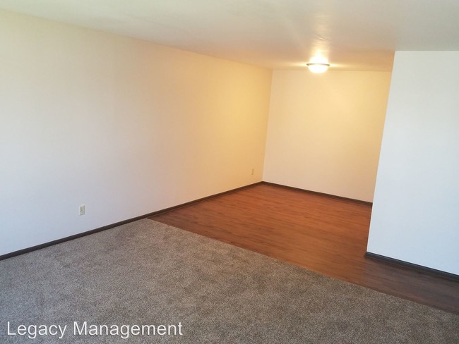 Interior Photo - Crestwood Apartments