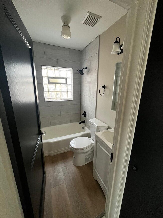 Main Bathroom - 91 W 26th St