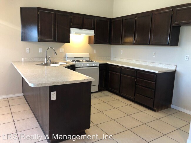 Foto del edificio - 4 br, 2 bath House - 5511 San Lucas Dr.