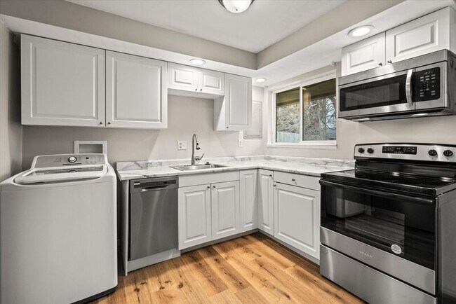 Foto del edificio - 4763 Rittenhouse Dr