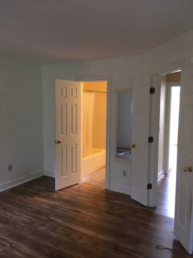 Foto del edificio - 410 Cambridge Cmns