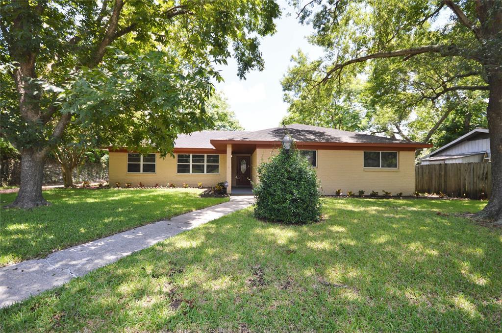 Foto principal - 18123 Hereford Ln