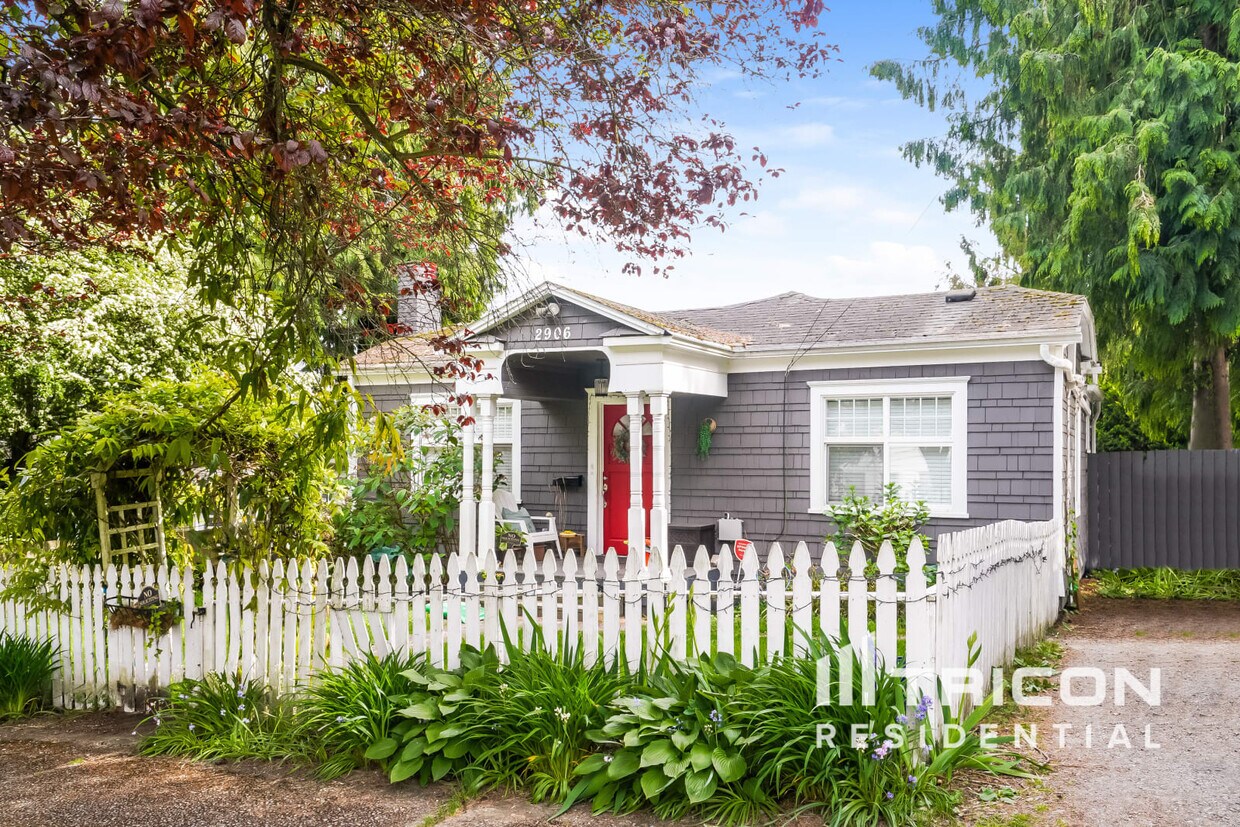 Foto principal - 2906 16th St