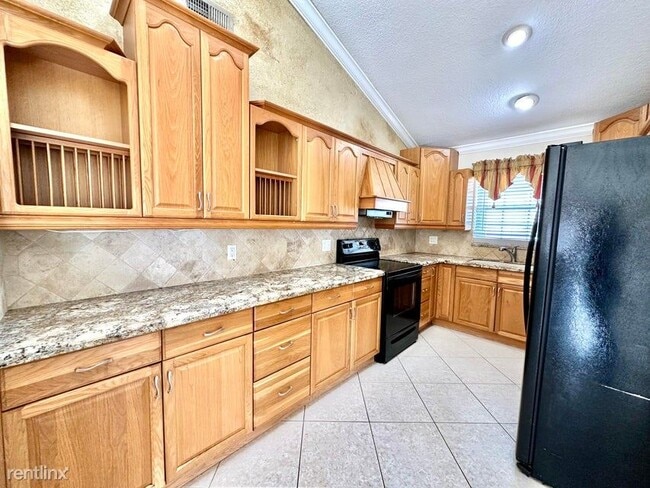 Building Photo - 3 br, 2 bath House - 4423 NW 99th Ave