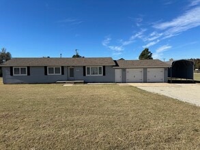 Building Photo - 3675 N McDonald Rd