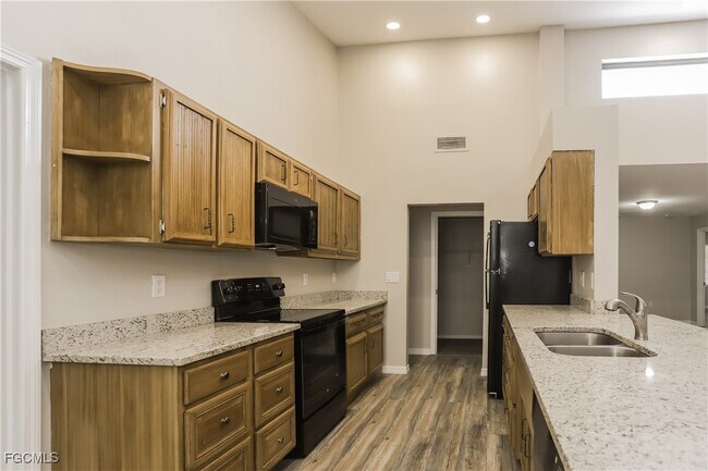 Foto del edificio - 1054 Mohegan Rd