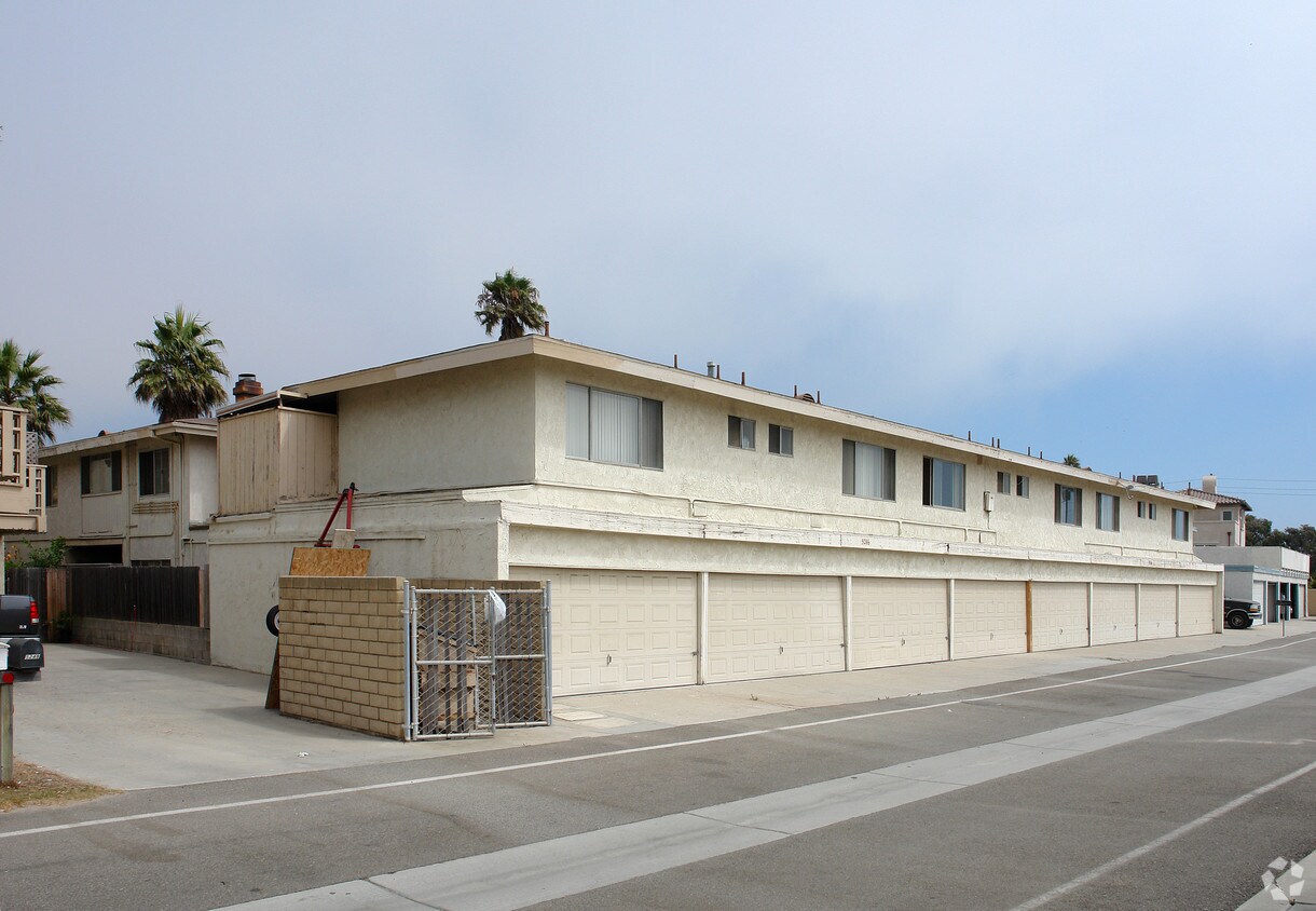 Foto del edificio - 5246 Driftwood St