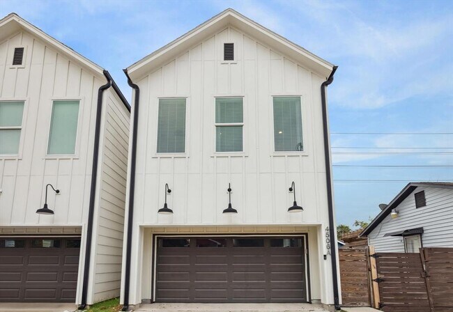 Foto del edificio - 4506 Hardy St