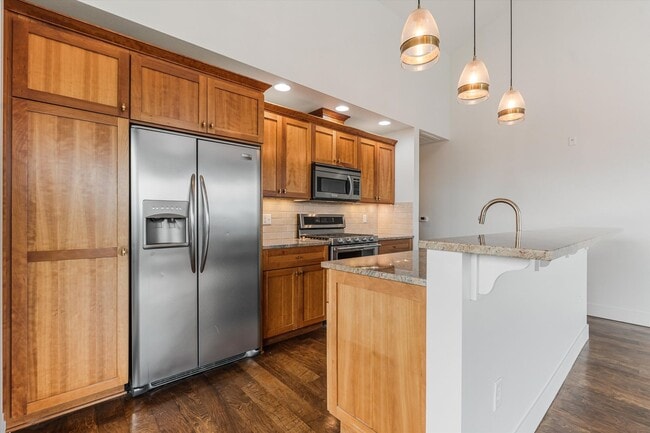 Building Photo - SECR - 470 Second Street (Residential)