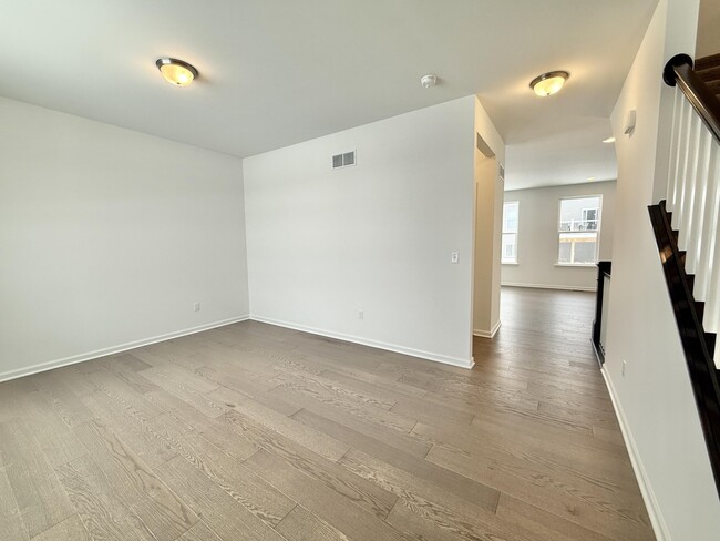 Foto del edificio - 6173 S Trailwoods Dr