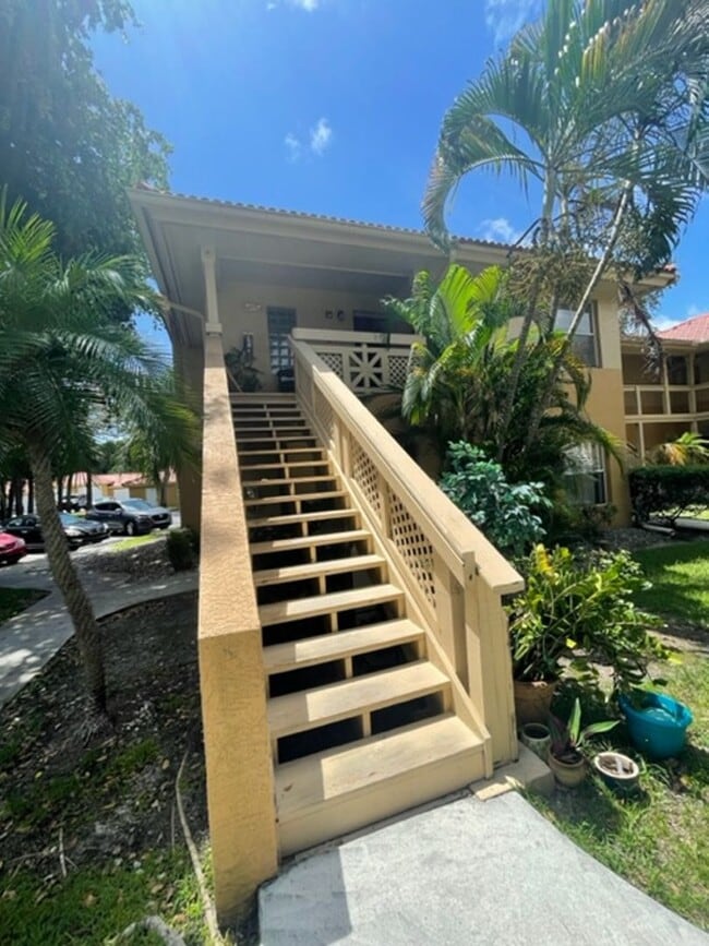 Palm Lakes Condo - Palm Lakes Condo
