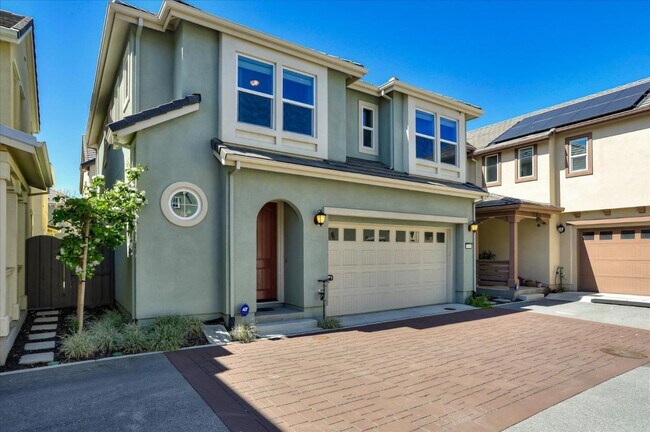 Building Photo - 6091 Golden Vista Dr