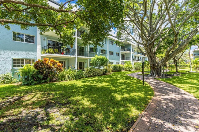 Foto del edificio - 3000 NE 5th Terrace