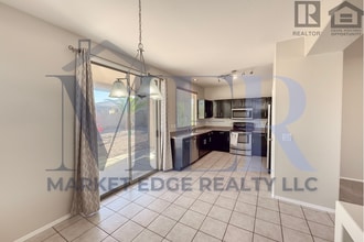 Building Photo - 17552 W Canyon Ln